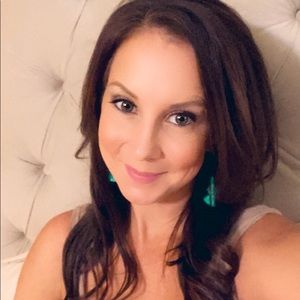 Meet your Posher, Teri